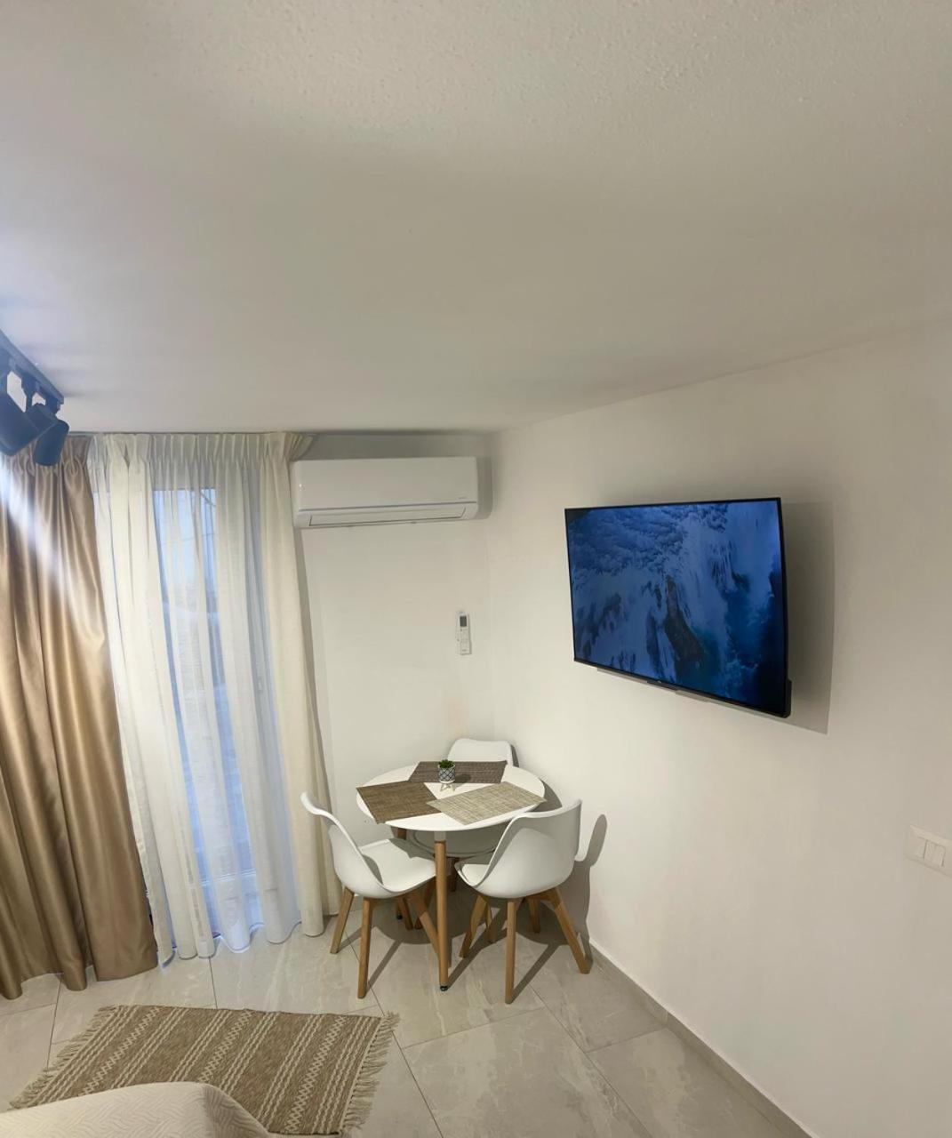 Aloha House Hotel Shkoder Luaran gambar